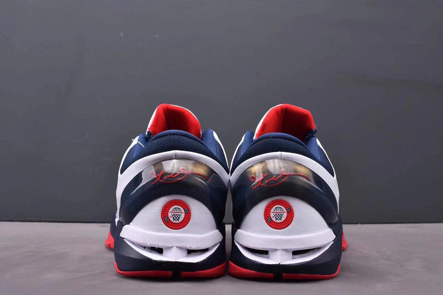 Nike Zoom Kobe 7 Low-Top Basketball Shoes