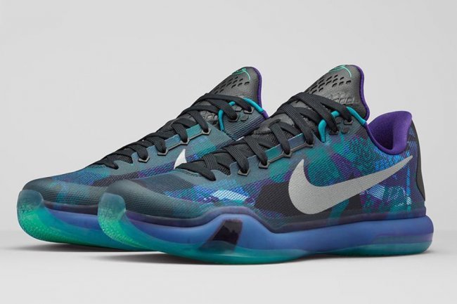 Nike Zoom Kobe 10 Low-Top Basketball Shoes