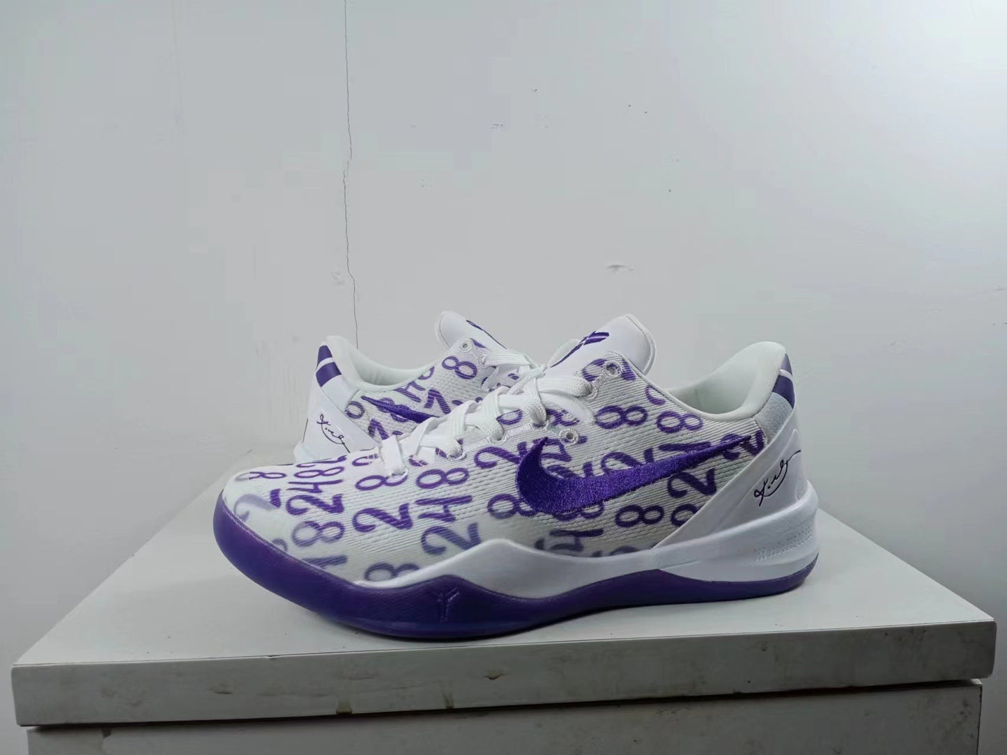 Nike Zoom Kobe 8 Basketball Shoes