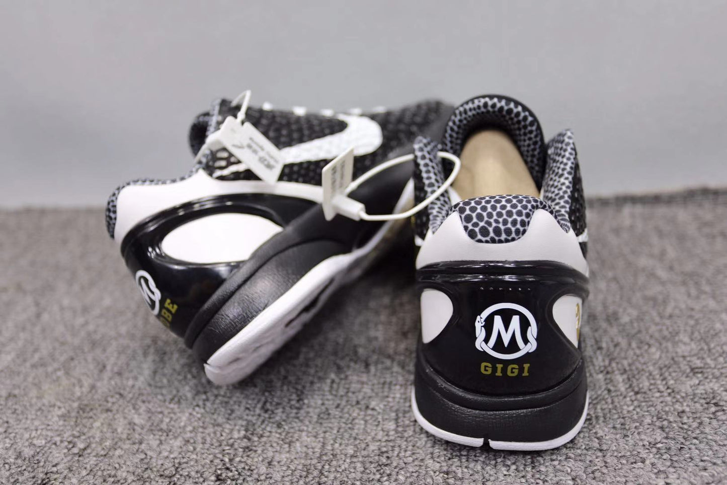Nike Zoom Kobe Commemorative Edition Basketball Shoes