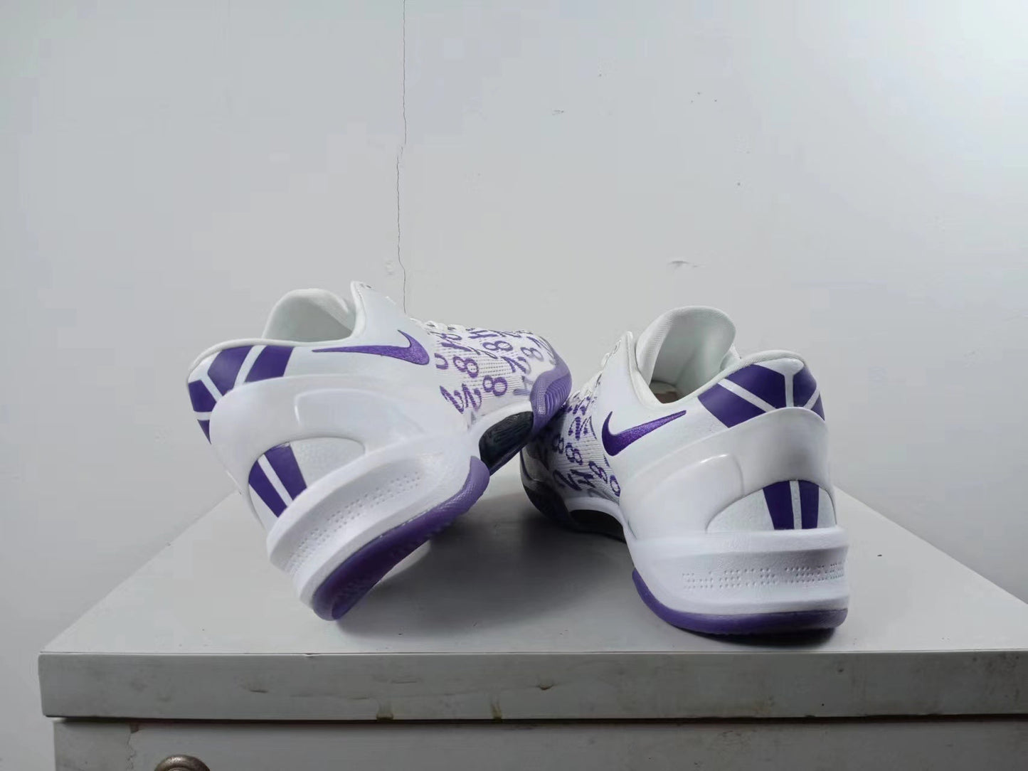 Nike Zoom Kobe 8 Basketball Shoes