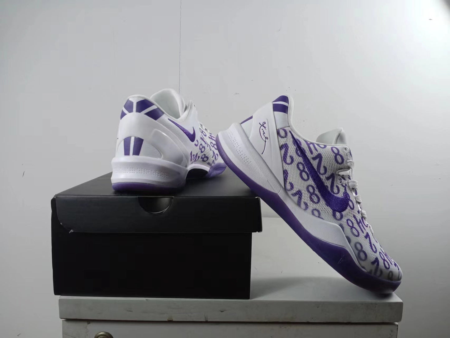 Nike Zoom Kobe 8 Basketball Shoes