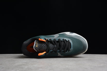 Nike Zoom Kobe 10 Low-Top Basketball Shoes