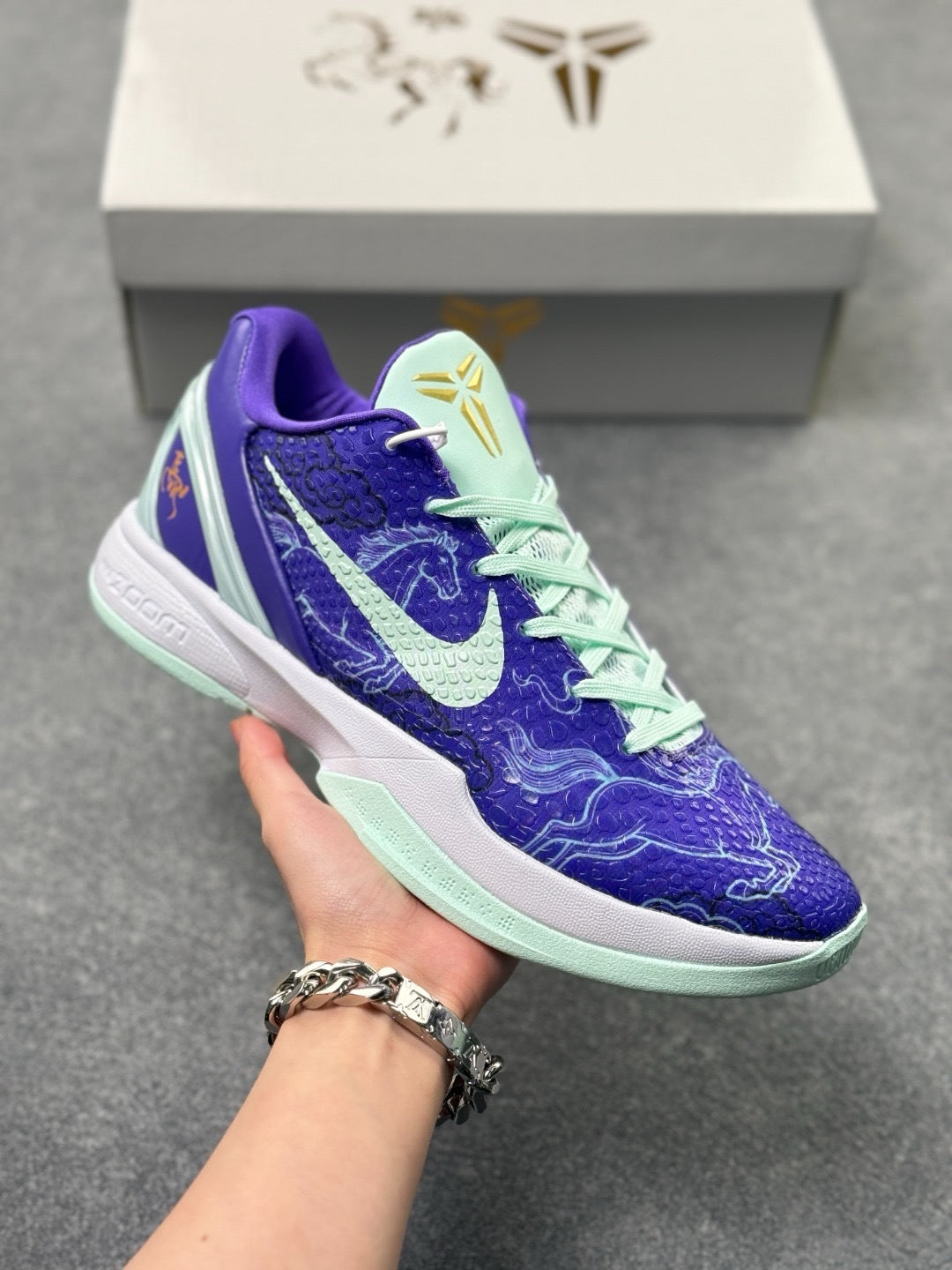 Nike Zoom Kobe 6 Basketball Shoes