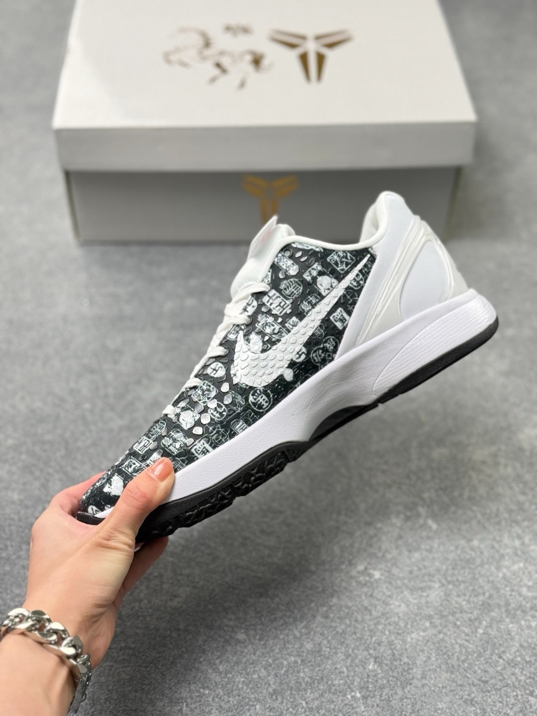 Nike Zoom Kobe 6 Basketball Shoes
