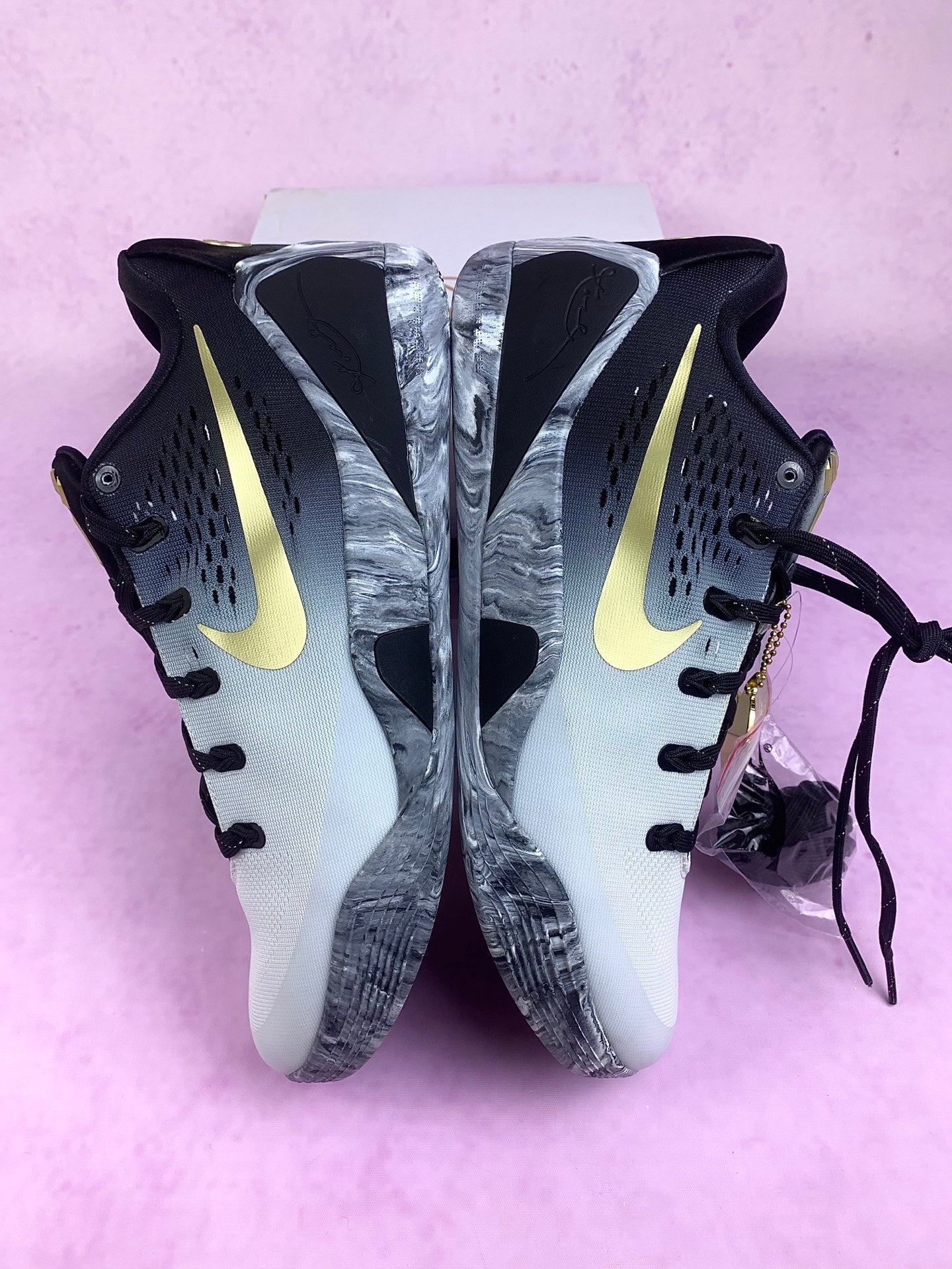 Nike Zoom Kobe 9 Basketball Shoes