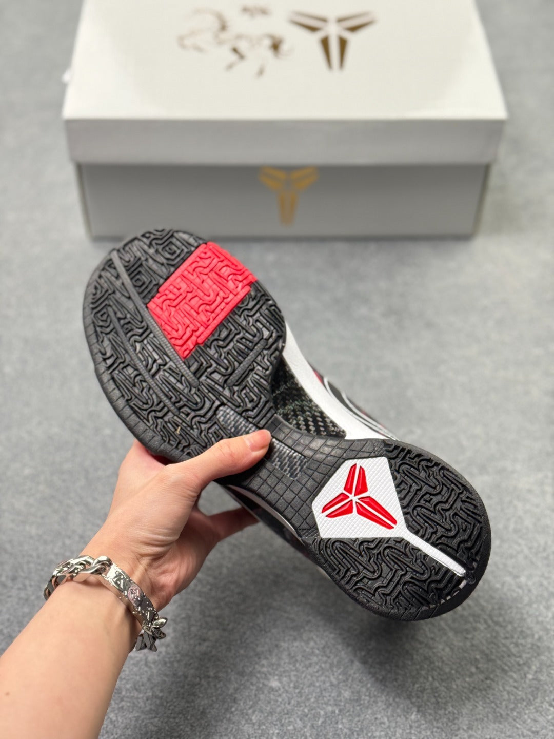 Nike Zoom Kobe 5 Basketball Shoes