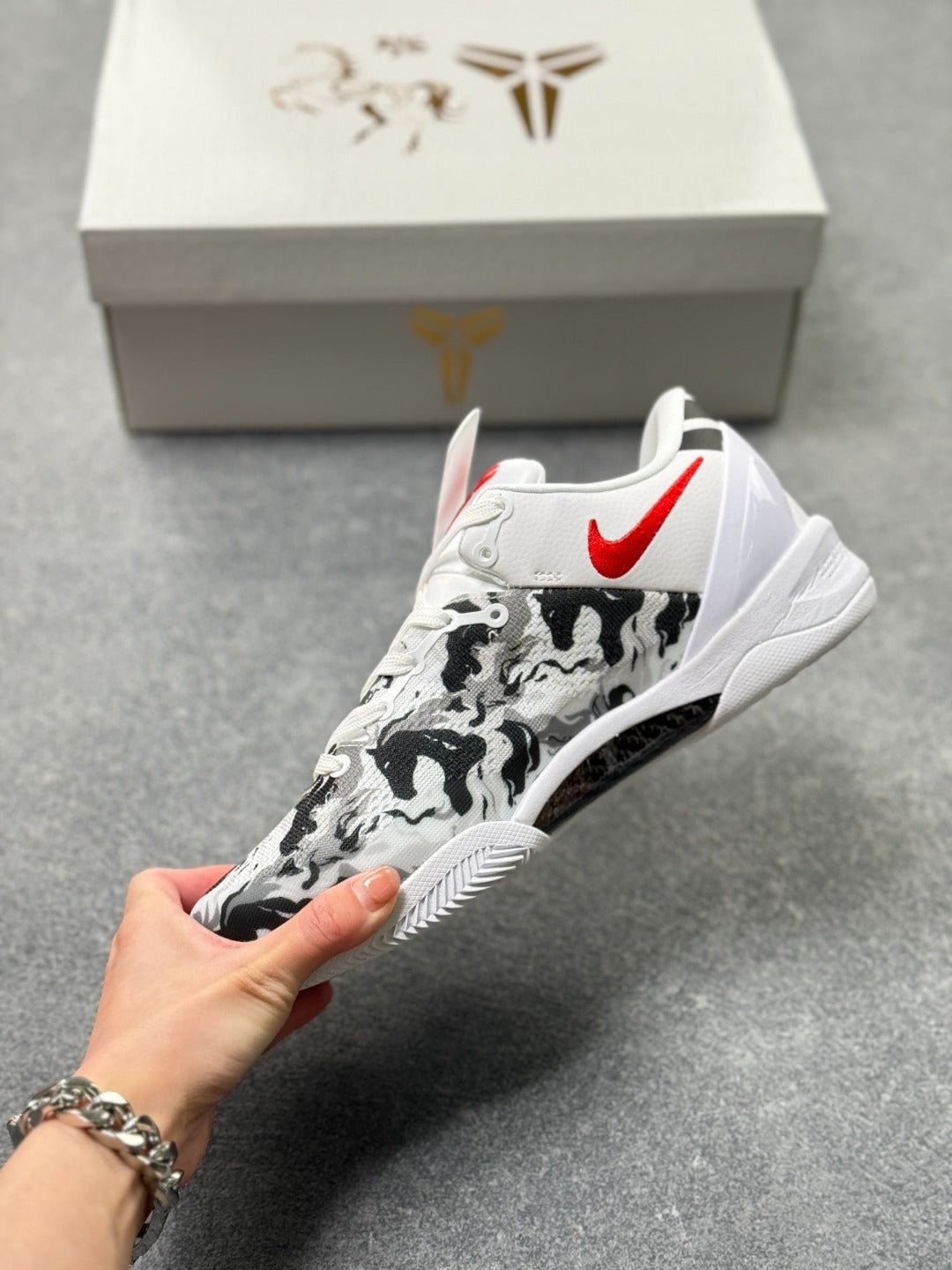 Nike Zoom Kobe 8 Basketball Shoes
