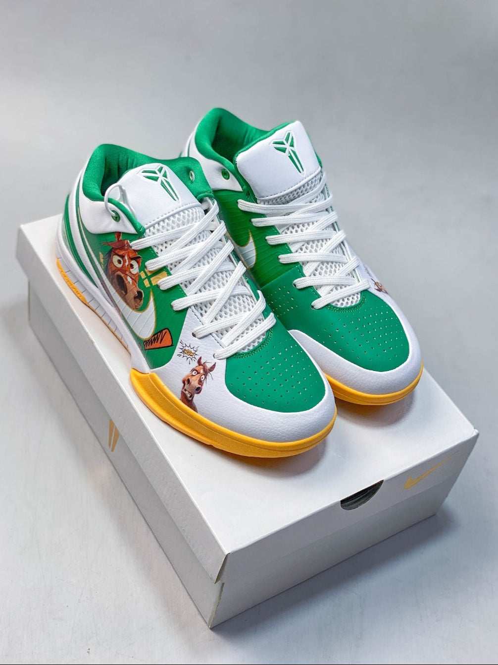 Nike Zoom Kobe 4 Basketball Shoes (Men's & Women's)