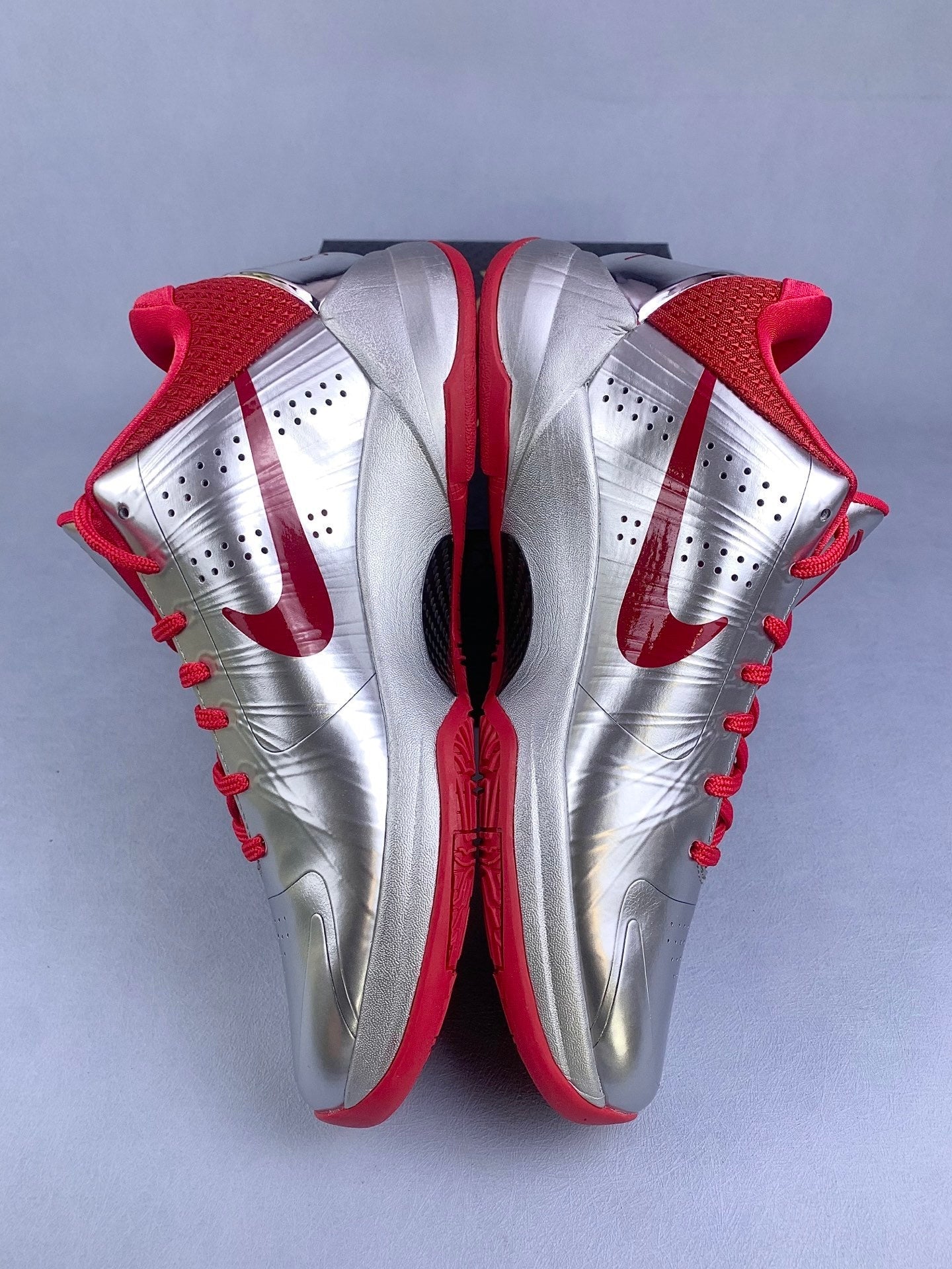 Nike Zoom Kobe 5 Basketball Shoes