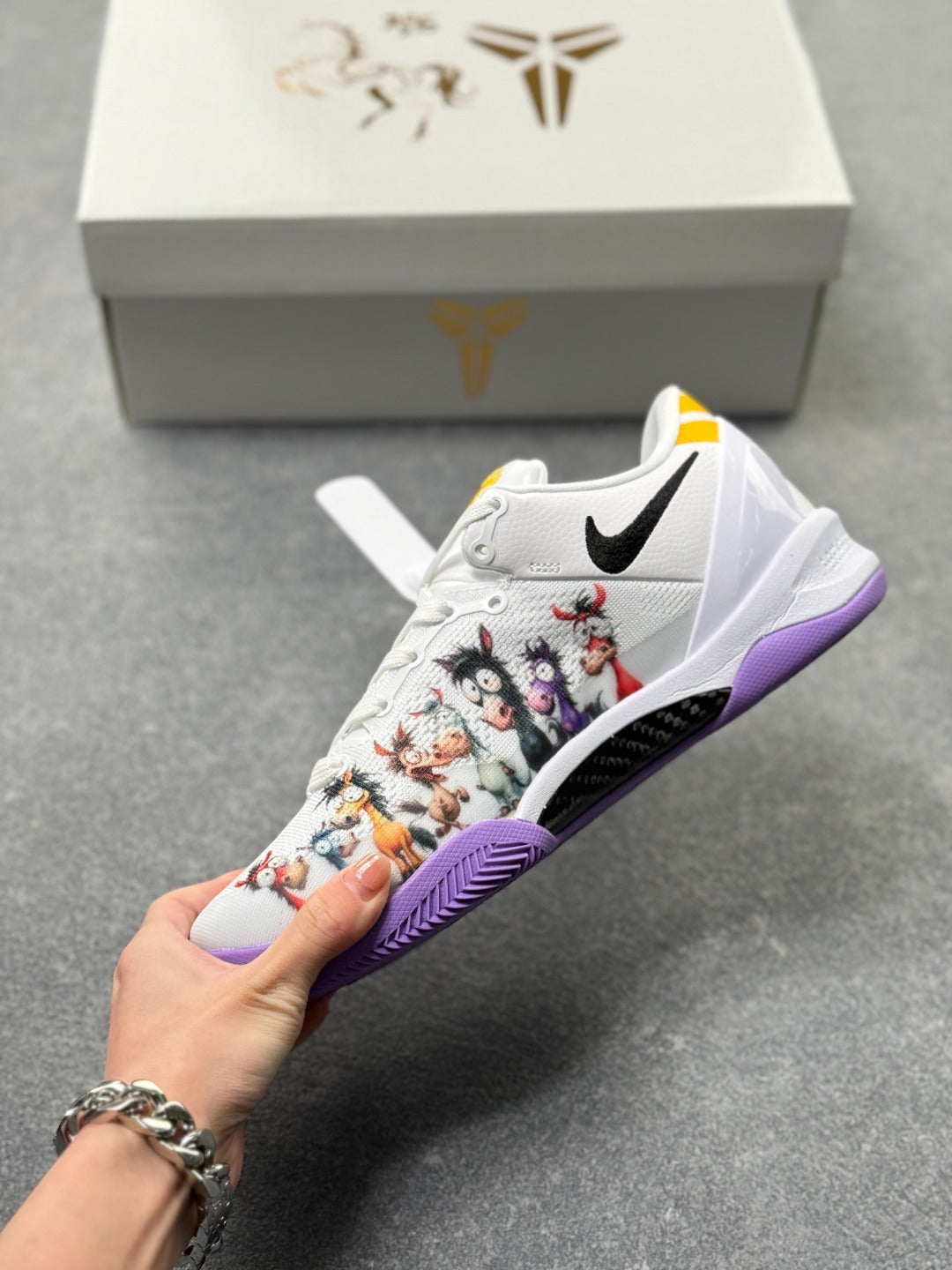 Nike Zoom Kobe 8 Basketball Shoes